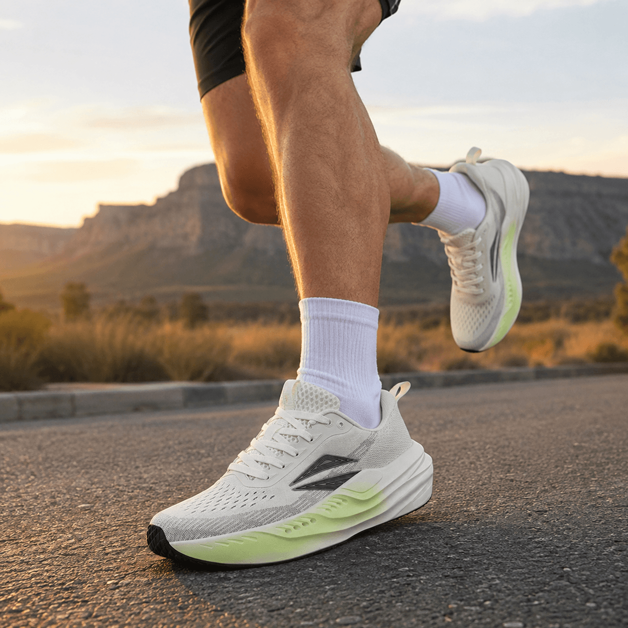 Kova Loft Running Shoes