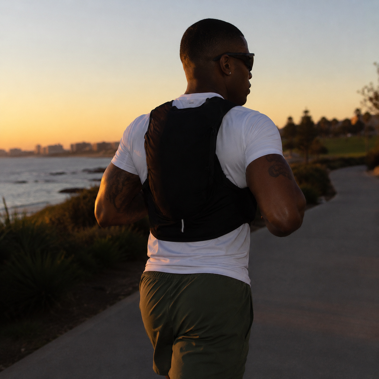Folks Traverse Hydration Vest